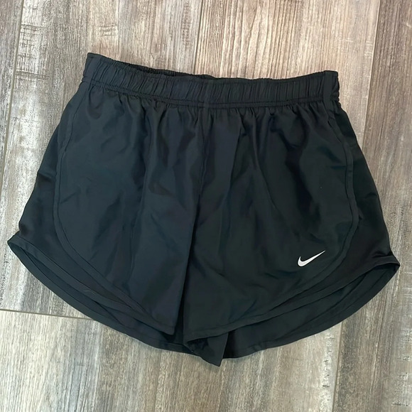Nike Dri-FIT Black Tempo Shorts Size medium - Picture 1 of 5